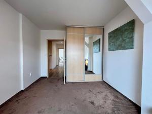 Pronájem bytu 3+kk, Praha, Podnádražní, 60 m2