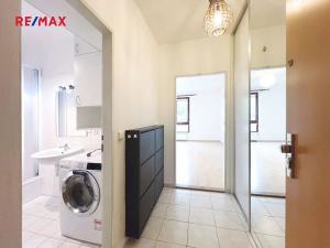 Pronájem bytu 1+kk, Praha - Stodůlky, Jaroslava Foglara, 31 m2