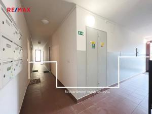 Pronájem bytu 1+kk, Praha - Stodůlky, Jaroslava Foglara, 31 m2