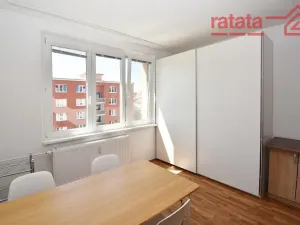Pronájem bytu 1+1, Chomutov, Karla Buriana, 36 m2