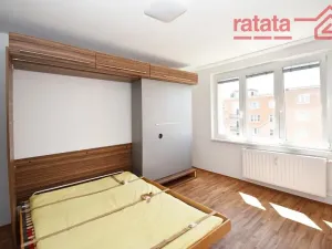 Pronájem bytu 1+1, Chomutov, Karla Buriana, 36 m2