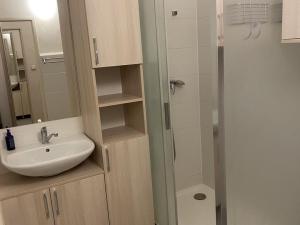 Pronájem bytu 1+1, Ostrava - Mariánské Hory, Gen. Hrušky, 38 m2