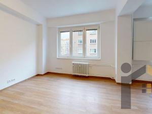 Pronájem bytu 2+kk, Praha - Vršovice, Oblouková, 50 m2