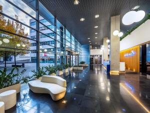 Pronájem kanceláře, Praha - Smíchov, Radlická, 1200 m2