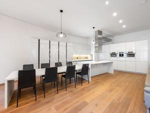 Pronájem bytu 3+kk, Praha, Truhlářská, 186 m2