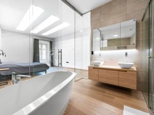 Pronájem bytu 3+kk, Praha, Truhlářská, 186 m2