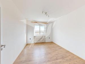 Pronájem bytu 3+1, Tlučná, V Rybníčkách, 71 m2