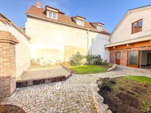 Prodej bytu 4+kk, Znojmo, U Brány, 95 m2