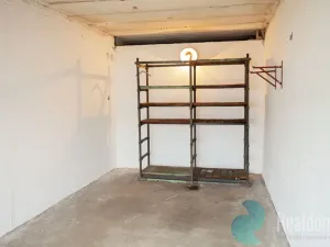 Prodej garáže, Hradec Králové, U Mostku, 19 m2