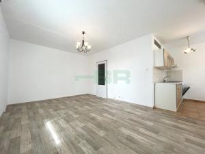 Pronájem bytu 1+1, Praha - Černý Most, Ronešova, 38 m2
