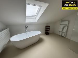 Pronájem bytu 3+kk, Opava, Rooseveltova, 91 m2