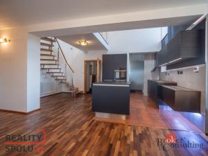 Prodej rodinného domu, Praha - Stodůlky, Za Mototechnou, 200 m2