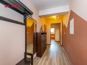 Prodej bytu 3+kk, Zvole, Přední, 83 m2
