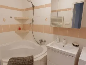Pronájem bytu 3+1, Praha - Prosek, Nad šestikopy, 65 m2