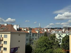 Prodej bytu 2+kk, Praha - Vršovice, Jerevanská, 74 m2