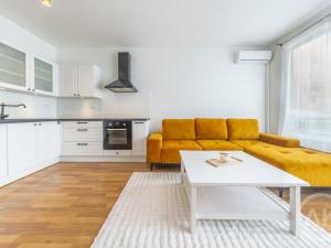 Pronájem bytu 2+kk, Ostrava - Moravská Ostrava, Na Prádle, 61 m2