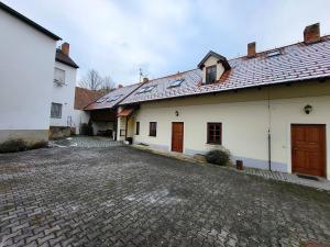 Pronájem bytu 1+kk, Plzeň, Bolevecká náves, 46 m2