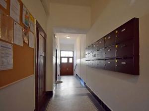 Pronájem bytu 1+kk, Praha - Holešovice, U Uranie, 26 m2