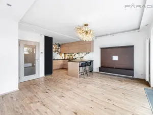 Prodej rodinného domu, Praha, Sukovská, 136 m2