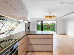 Prodej rodinného domu, Praha, Sukovská, 136 m2