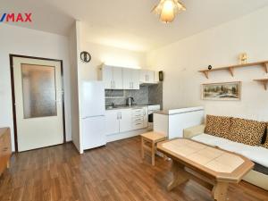Prodej bytu 2+kk, Česká Lípa, Lomená, 40 m2