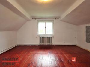 Prodej rodinného domu, Karlovice - Sedmihorky, 175 m2