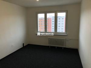 Pronájem bytu 1+1, Beroun, Karla Čapka, 35 m2