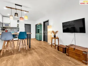 Prodej chaty, Káraný, B. Němcové, 58 m2