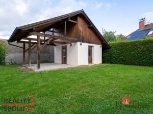 Pronájem vily, Dolní Břežany, V Zahradách, 369 m2