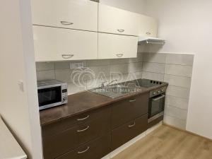 Pronájem bytu 1+1, Praha - Hostivař, Trhanovské náměstí, 47 m2