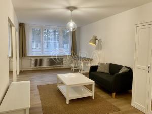 Pronájem bytu 1+1, Praha - Hostivař, Trhanovské náměstí, 47 m2
