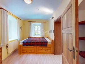 Prodej vícegeneračního domu, Okounov - Oslovice, 600 m2