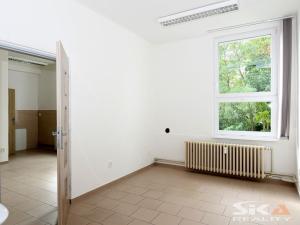 Pronájem komerční nemovitosti, Louny, Kosmonautů, 143 m2