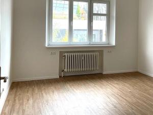 Pronájem bytu 1+kk, Praha, Kladenská, 30 m2