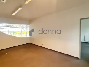 Pronájem obchodního prostoru, Praha, Za Mototechnou, 1462 m2