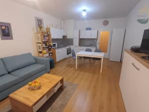 Prodej bytu 1+kk, Plzeň - Valcha, K Zelené louce, 33 m2