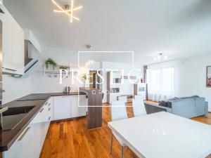Pronájem bytu 2+kk, Praha - Karlín, Nekvasilova, 62 m2