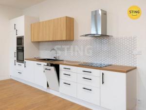 Pronájem bytu 2+1, Ostrava, Poštulkova, 63 m2
