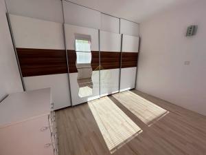 Prodej bytu 3+1, Plzeň, Brněnská, 82 m2