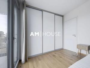 Pronájem bytu 3+kk, Praha - Karlín, Pernerova, 90 m2