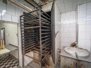 Prodej výrobních prostor, Jaroměř, 871 m2