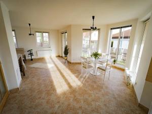 Prodej rodinného domu, Kosmonosy, Květinová, 126 m2