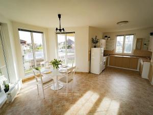 Prodej rodinného domu, Kosmonosy, Květinová, 126 m2