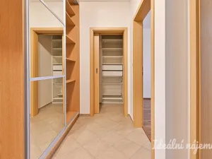 Pronájem bytu 2+kk, Brno, Říčanská, 47 m2