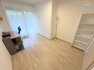 Pronájem bytu 3+kk, Praha - Řepy, Schwarzové, 80 m2
