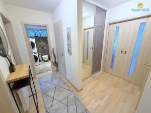 Pronájem bytu 3+kk, Praha - Řepy, Schwarzové, 80 m2