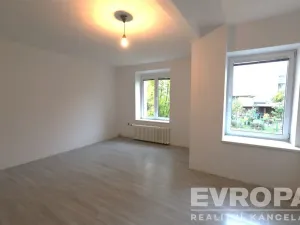 Prodej bytu 3+kk, Pardubice - Zelené Předměstí, Železničního pluku, 70 m2