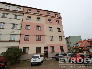 Prodej bytu 3+kk, Pardubice - Zelené Předměstí, Železničního pluku, 70 m2