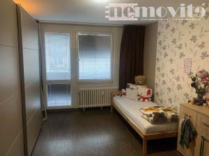 Pronájem bytu 2+kk, Hradec Králové - Nový Hradec Králové, Brožíkova, 42 m2