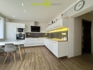 Prodej rodinného domu, Brumovice, Hlavní, 180 m2